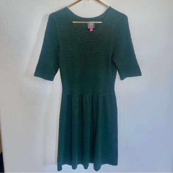 Neiman Marcus VINTAGE Designer Vince Camuto Green Half Sleeve Dress - Picture 1 of 5